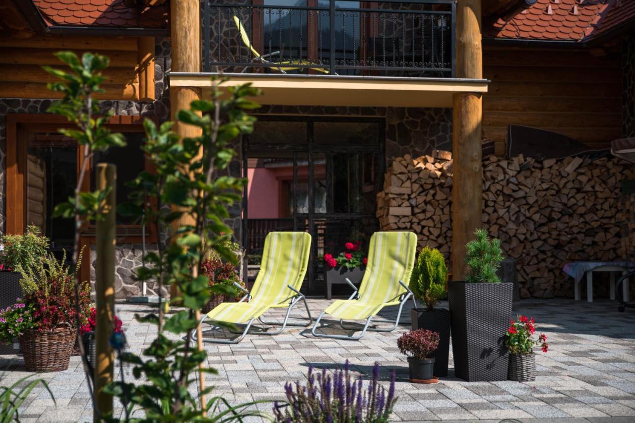 Guest House Privat Pod Lesom Pavčina Lehota Exteriér fotografie